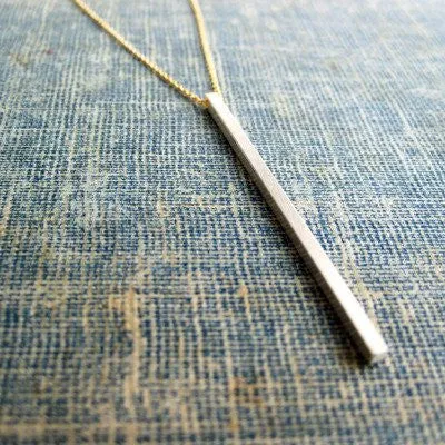 Gravity Necklace