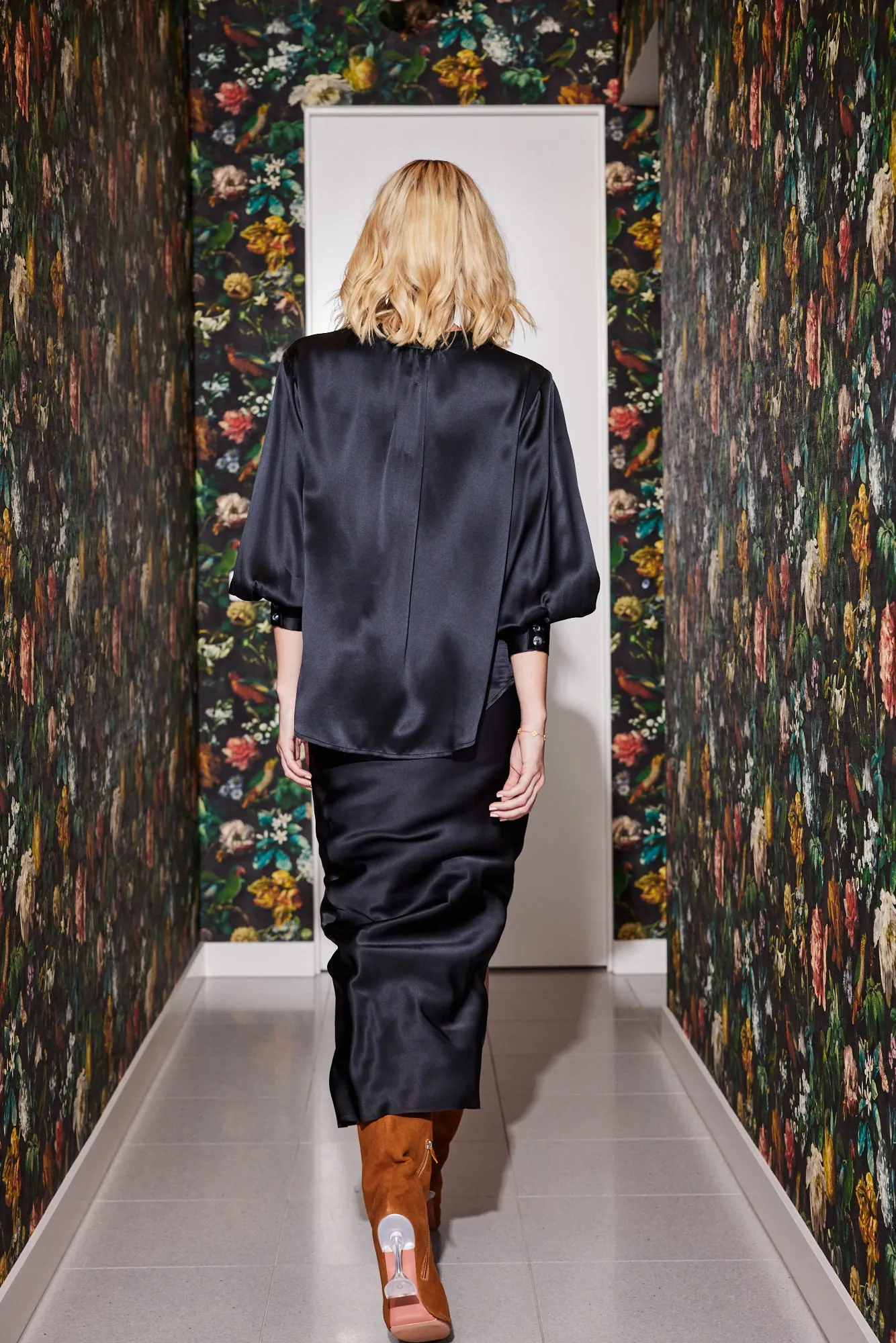 Silk Slit Skirt In Black