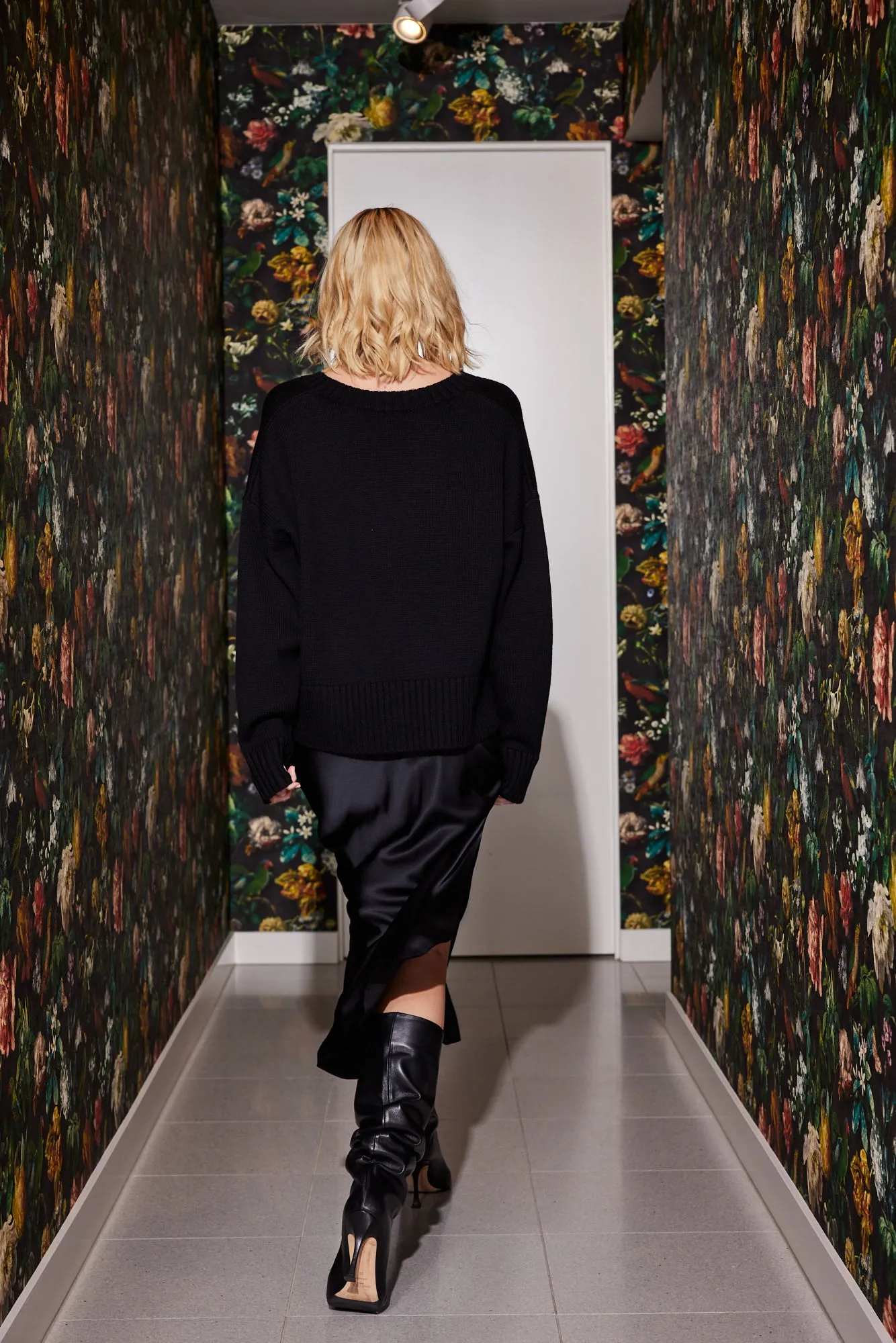 Silk Slit Skirt In Black